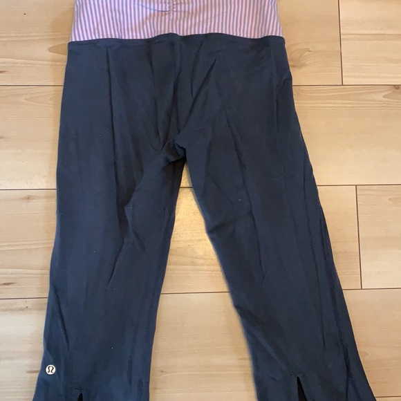 Lululemon capris - Picture 2 of 5